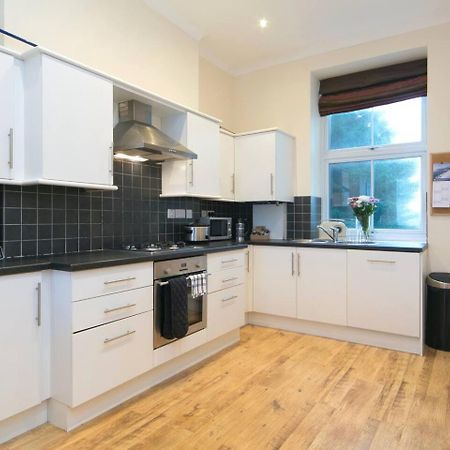 Pass The Keys Hafan Stylish 2 Bedroom Sea View Apartment Pwllheli Dış mekan fotoğraf