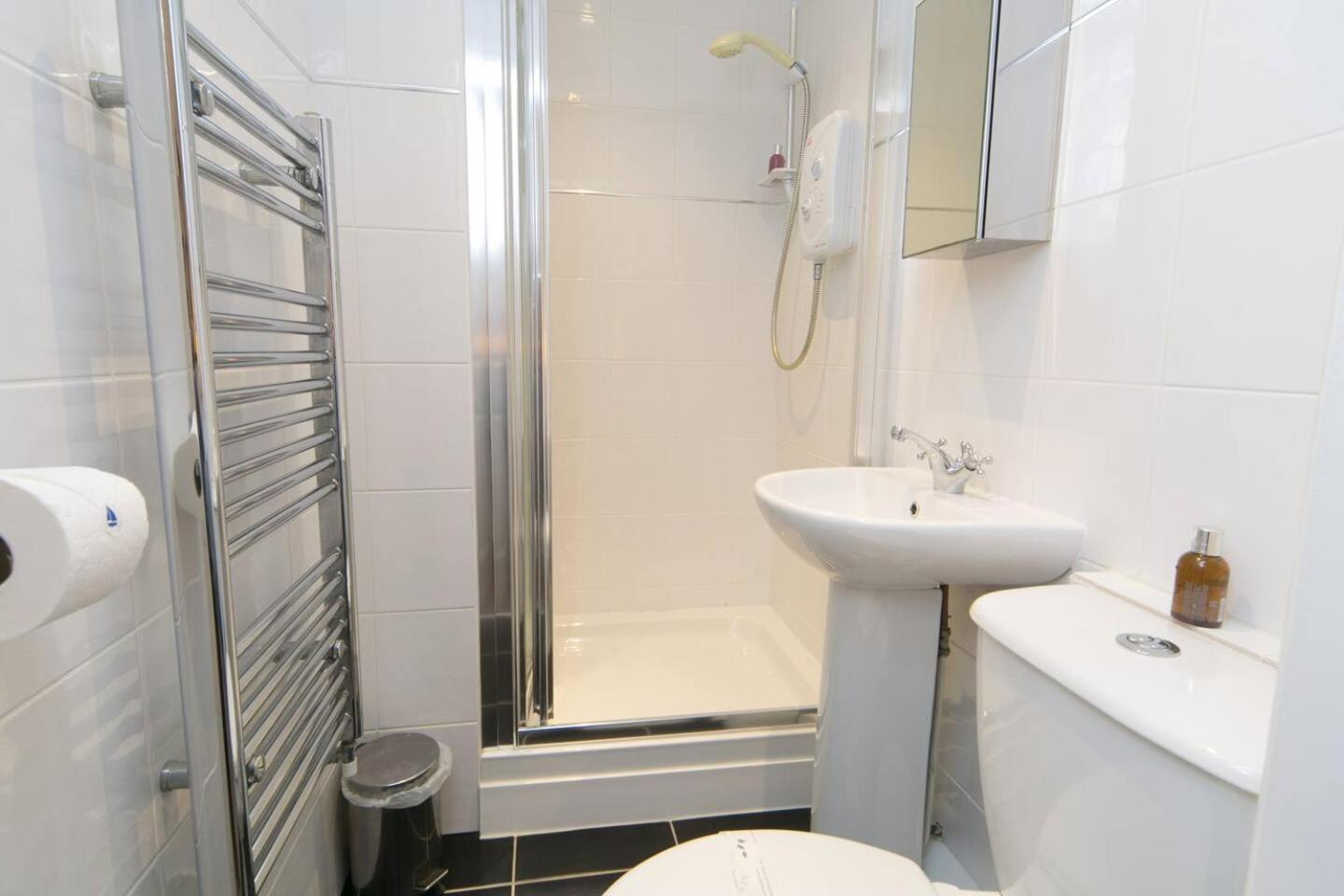 Pass The Keys Hafan Stylish 2 Bedroom Sea View Apartment Pwllheli Dış mekan fotoğraf