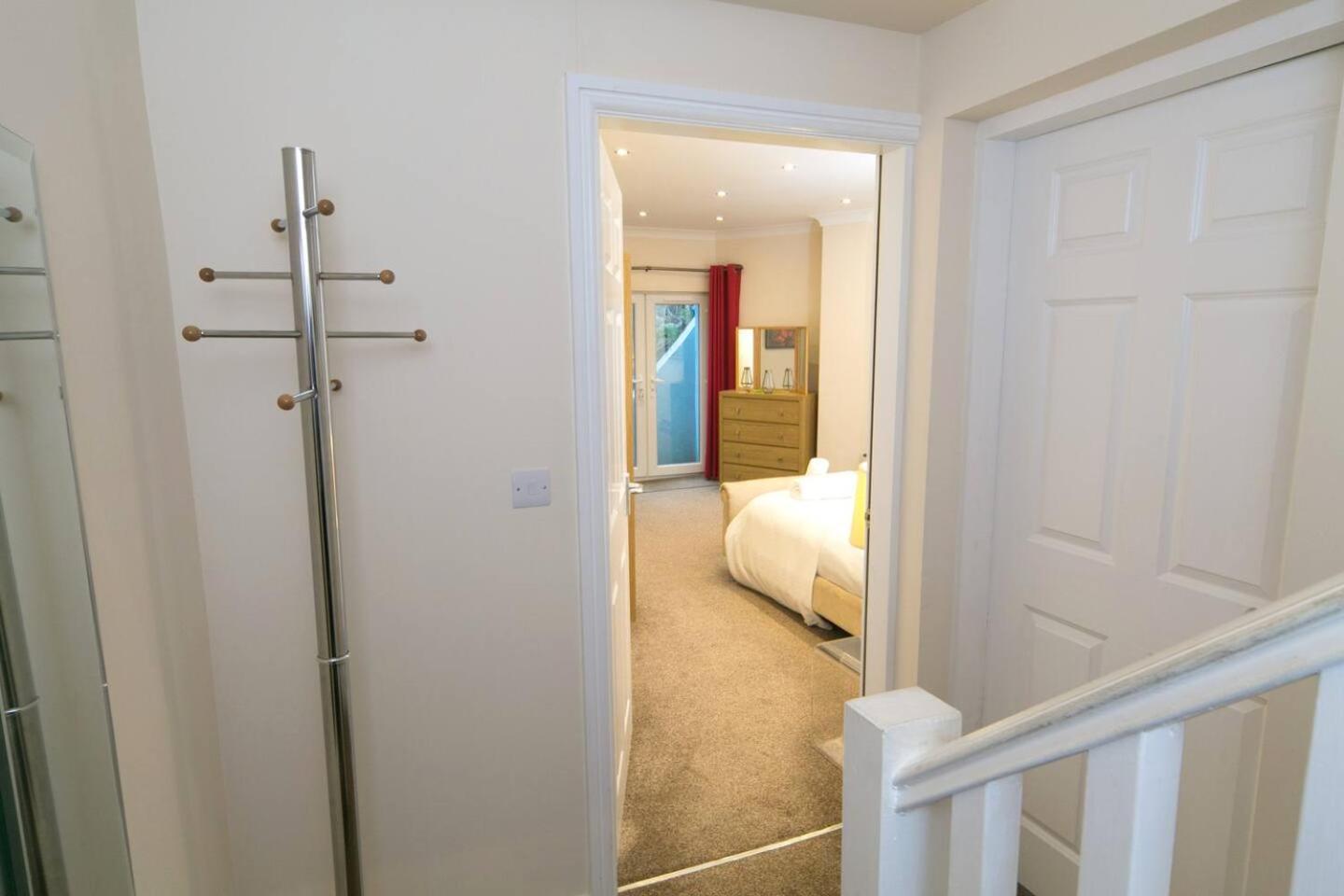 Pass The Keys Hafan Stylish 2 Bedroom Sea View Apartment Pwllheli Dış mekan fotoğraf